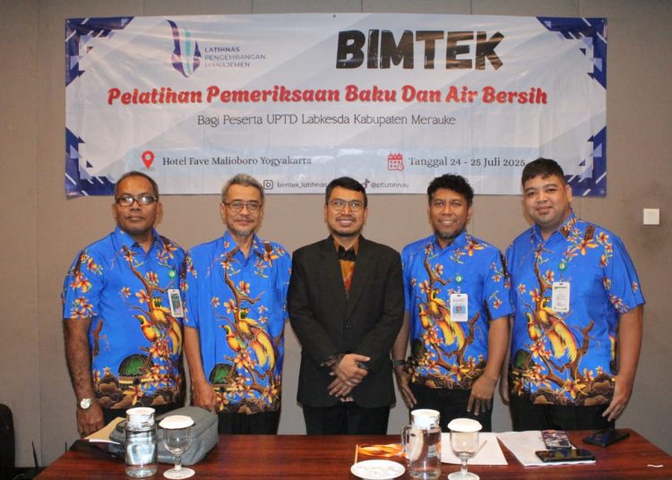TRAINING PEMERIKSAAN AIR BAKU DAN AIR BERSIH TERPADU